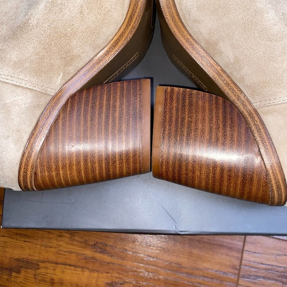 Vince Camuto Gigietta split shaft bootie, 8. NWOT - Picture 6 of 16